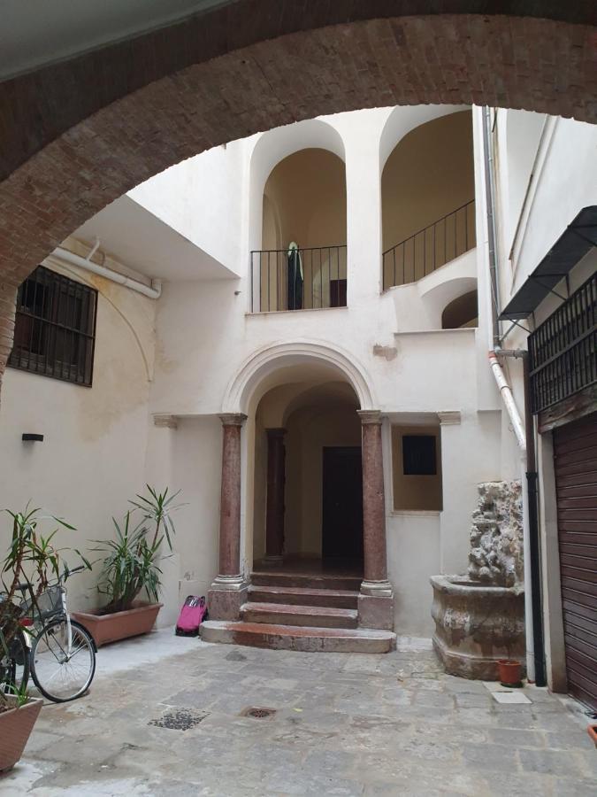Casa Monviso Le Fuoriserie ปาแลร์โม ภายนอก รูปภาพ
